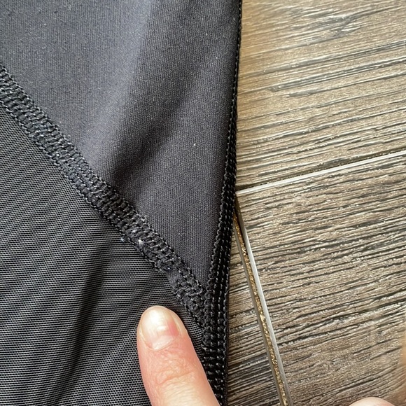 #20 Lululemon miles ahead leggings🍋 - Picture 10 of 10